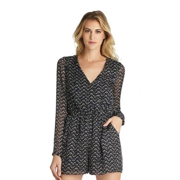 Revolve-BCBGeneration Surplice Romper in Black Combo Size M Tie Back Long Sleeve - Picture 2 of 12